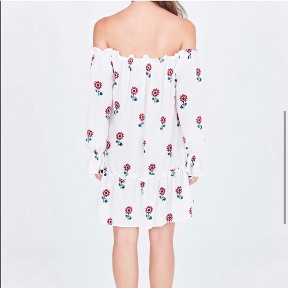 Stone Cold Fox Lily Lolita Dress Off Shoulder Silk Red White Floral Mini Daisy ✨ - Picture 7 of 10